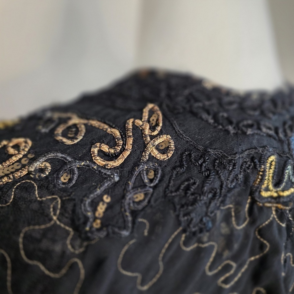 Chico's Kimono Wrap Women One Size Black Gold Embroidered Sequin Sheer Boho Chic - Picture 7 of 14